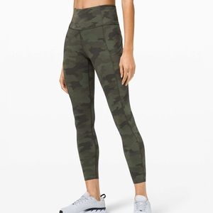 Lululemon Fast and Free Tight 25” Leggings Size 8